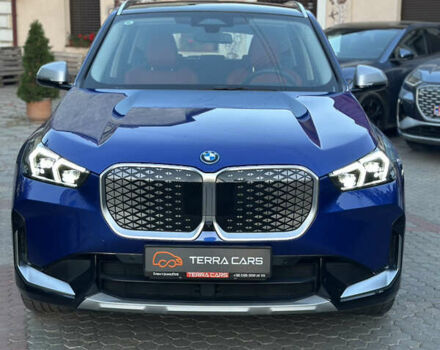 Синий БМВ iX1, объемом двигателя 0 л и пробегом 6 тыс. км за 31500 $, фото 19 на Automoto.ua