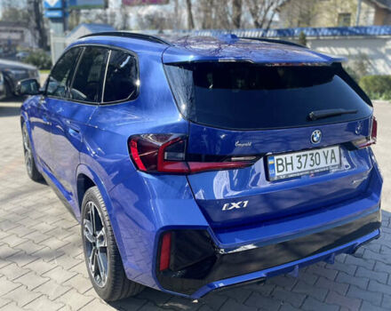 Синій БМВ iX1, об'ємом двигуна 0 л та пробігом 11 тис. км за 48500 $, фото 6 на Automoto.ua