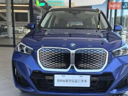 БМВ iX1 2023 в Киеве на Automoto.ua Синий БМВ iX1, объемом двигателя 0 л и пробегом 7 тыс. км за 26000 $, фото 1 на Automoto.ua