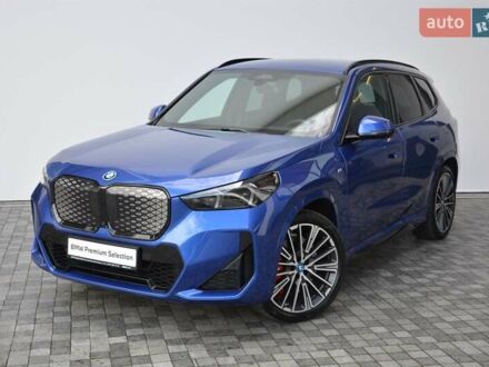 БМВ iX1 2024 в Киеве на Automoto.ua Синий БМВ iX1, объемом двигателя 0 л и пробегом 7 тыс. км за 59432 $, фото 1 на Automoto.ua
