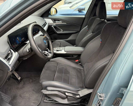 Зеленый БМВ iX1, объемом двигателя 0 л и пробегом 36 тыс. км за 38500 $, фото 3 на Automoto.ua
