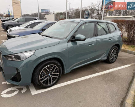 Зеленый БМВ iX1, объемом двигателя 0 л и пробегом 36 тыс. км за 38500 $, фото 4 на Automoto.ua