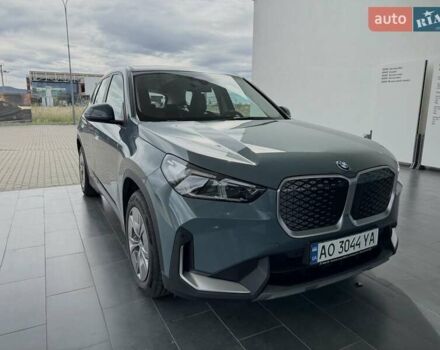 Зеленый БМВ iX1, объемом двигателя 0 л и пробегом 19 тыс. км за 37675 $, фото 2 на Automoto.ua
