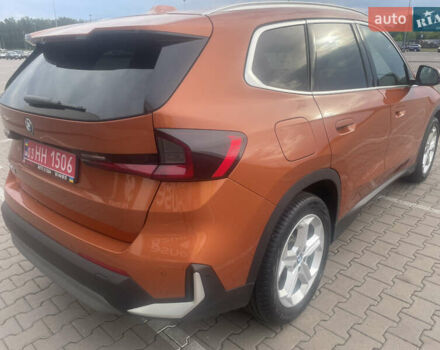 БМВ iX1 2024 в Киеве на Automoto.ua Оранжевый БМВ iX1, объемом двигателя 0 л и пробегом 45 тыс. км за 35000 $, фото 6 на Automoto.ua