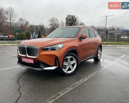 Помаранчевий БМВ iX1, об'ємом двигуна 0 л та пробігом 48 тис. км за 36200 $, фото 1 на Automoto.ua