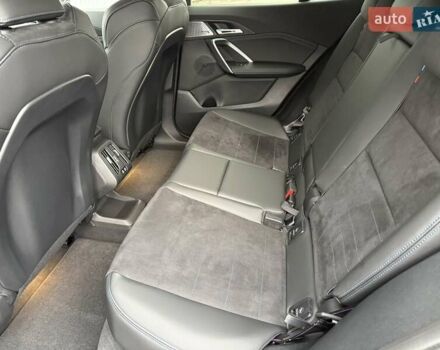 Черный БМВ iX2, объемом двигателя 0 л и пробегом 2 тыс. км за 53666 $, фото 9 на Automoto.ua