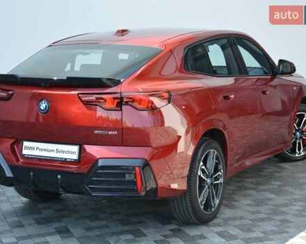 Красный БМВ iX2, объемом двигателя 0 л и пробегом 8 тыс. км за 45313 $, фото 2 на Automoto.ua