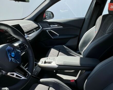 БМВ iX2, объемом двигателя 0 л и пробегом 0 тыс. км за 56271 $, фото 18 на Automoto.ua