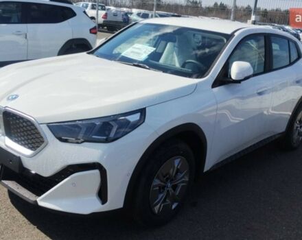 БМВ iX2, объемом двигателя 0 л и пробегом 0 тыс. км за 44260 $, фото 2 на Automoto.ua