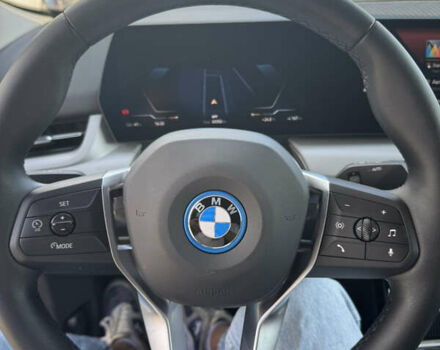 Серый БМВ iX2, объемом двигателя 0 л и пробегом 4 тыс. км за 46000 $, фото 8 на Automoto.ua