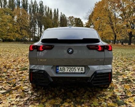 Серый БМВ iX2, объемом двигателя 0 л и пробегом 2 тыс. км за 61455 $, фото 5 на Automoto.ua