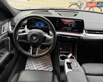 Синій БМВ iX2, об'ємом двигуна 0 л та пробігом 8 тис. км за 53900 $, фото 49 на Automoto.ua