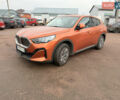 Оранжевый БМВ iX2, объемом двигателя 0 л и пробегом 10 тыс. км за 48000 $, фото 1 на Automoto.ua