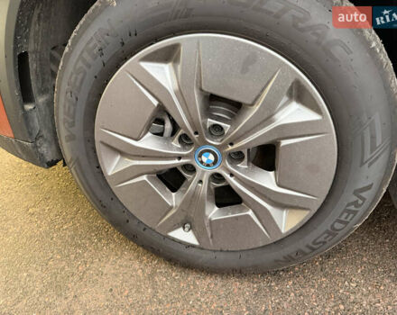 Оранжевый БМВ iX2, объемом двигателя 0 л и пробегом 10 тыс. км за 48000 $, фото 11 на Automoto.ua