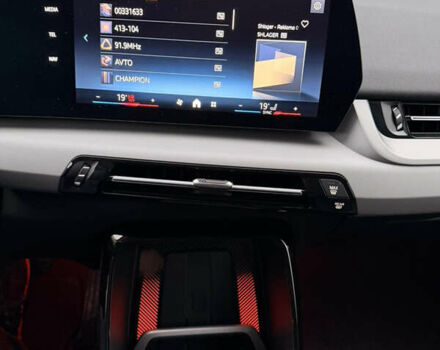 Оранжевый БМВ iX2, объемом двигателя 0 л и пробегом 10 тыс. км за 48000 $, фото 20 на Automoto.ua