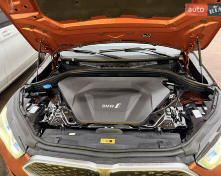 Оранжевый БМВ iX2, объемом двигателя 0 л и пробегом 10 тыс. км за 48000 $, фото 9 на Automoto.ua