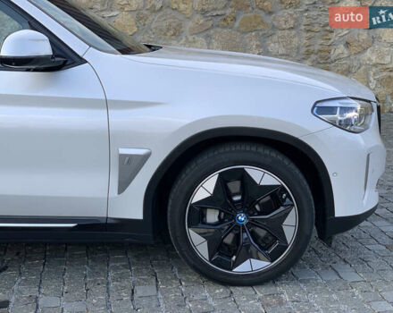Белый БМВ iX3, объемом двигателя 0 л и пробегом 179 тыс. км за 27500 $, фото 14 на Automoto.ua