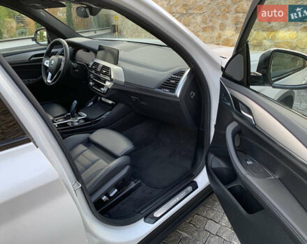 Белый БМВ iX3, объемом двигателя 0 л и пробегом 179 тыс. км за 27500 $, фото 40 на Automoto.ua