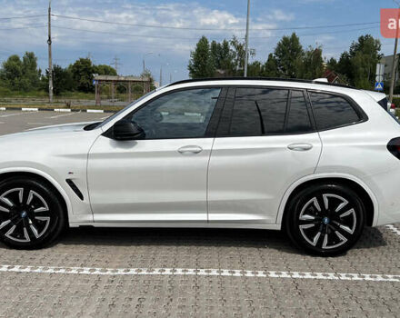 Белый БМВ iX3, объемом двигателя 0 л и пробегом 36 тыс. км за 42000 $, фото 16 на Automoto.ua