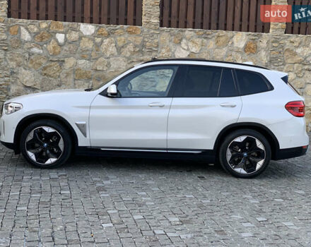 Белый БМВ iX3, объемом двигателя 0 л и пробегом 179 тыс. км за 27500 $, фото 5 на Automoto.ua