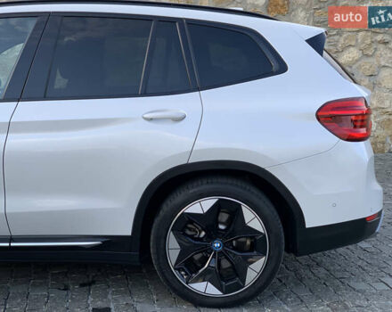 Белый БМВ iX3, объемом двигателя 0 л и пробегом 179 тыс. км за 27500 $, фото 7 на Automoto.ua
