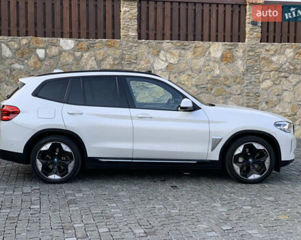 Белый БМВ iX3, объемом двигателя 0 л и пробегом 179 тыс. км за 27500 $, фото 12 на Automoto.ua