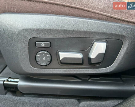 Белый БМВ iX3, объемом двигателя 0 л и пробегом 111 тыс. км за 32500 $, фото 9 на Automoto.ua