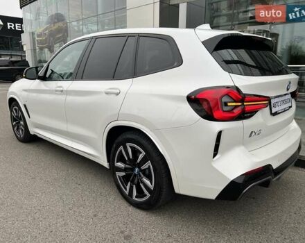 Білий БМВ iX3, об'ємом двигуна 0 л та пробігом 44 тис. км за 38539 $, фото 4 на Automoto.ua