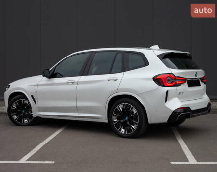 Білий БМВ iX3, об'ємом двигуна 0 л та пробігом 4 тис. км за 39700 $, фото 9 на Automoto.ua