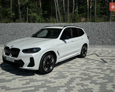 Белый БМВ iX3, объемом двигателя 0 л и пробегом 2 тыс. км за 47000 $, фото 3 на Automoto.ua