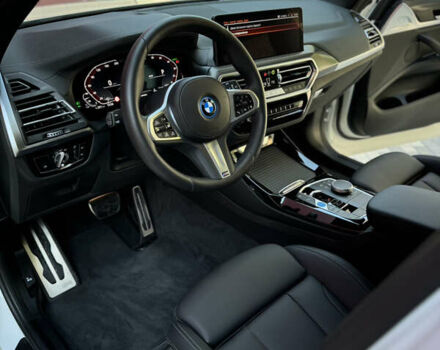 Белый БМВ iX3, объемом двигателя 0 л и пробегом 2 тыс. км за 47000 $, фото 15 на Automoto.ua