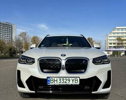 Белый БМВ iX3, объемом двигателя 0 л и пробегом 1 тыс. км за 50500 $, фото 2 на Automoto.ua