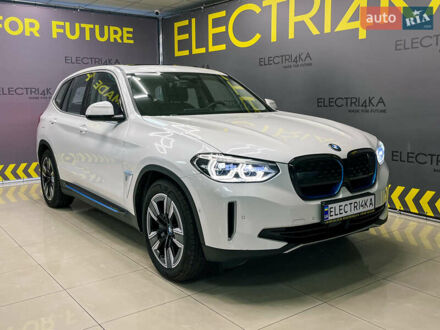 БМВ iX3 2021 в Днепре (Днепропетровске) на Automoto.ua Белый БМВ iX3, объемом двигателя 0 л и пробегом 4 тыс. км за 37350 $, фото 1 на Automoto.ua