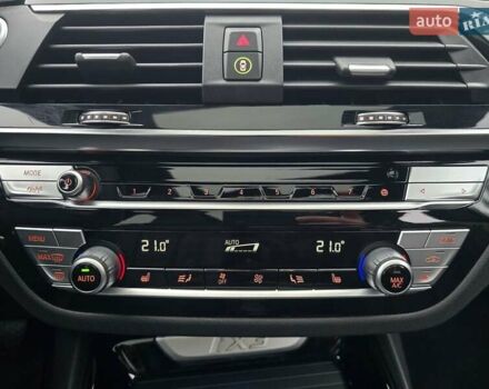 Черный БМВ iX3, объемом двигателя 0 л и пробегом 79 тыс. км за 34999 $, фото 109 на Automoto.ua