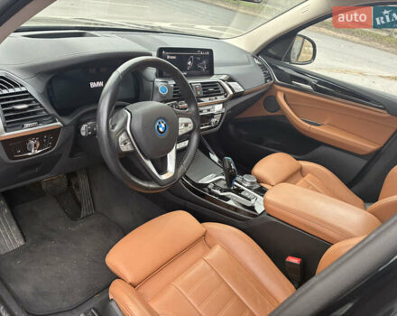 Чорний БМВ iX3, об'ємом двигуна 0 л та пробігом 147 тис. км за 29000 $, фото 12 на Automoto.ua