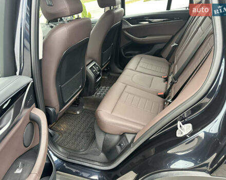 Черный БМВ iX3, объемом двигателя 0 л и пробегом 154 тыс. км за 29900 $, фото 12 на Automoto.ua