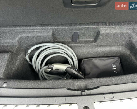 Черный БМВ iX3, объемом двигателя 0 л и пробегом 154 тыс. км за 29900 $, фото 7 на Automoto.ua