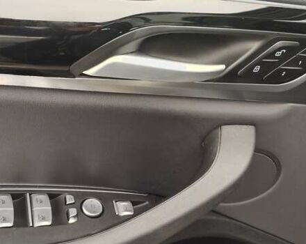 Чорний БМВ iX3, об'ємом двигуна 0 л та пробігом 109 тис. км за 30500 $, фото 5 на Automoto.ua