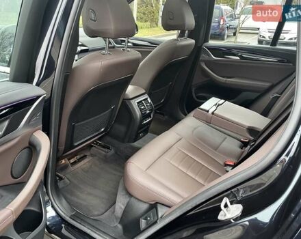 Чорний БМВ iX3, об'ємом двигуна 0 л та пробігом 97 тис. км за 31700 $, фото 24 на Automoto.ua