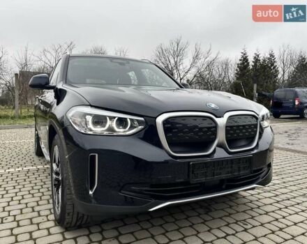 Чорний БМВ iX3, об'ємом двигуна 0 л та пробігом 97 тис. км за 31700 $, фото 4 на Automoto.ua