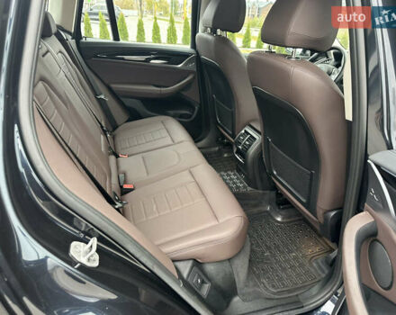 Черный БМВ iX3, объемом двигателя 0 л и пробегом 154 тыс. км за 29900 $, фото 6 на Automoto.ua