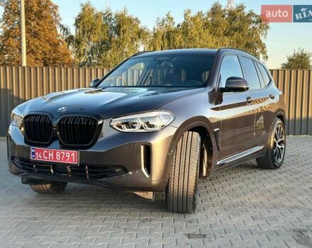 Черный БМВ iX3, объемом двигателя 0 л и пробегом 169 тыс. км за 35950 $, фото 1 на Automoto.ua