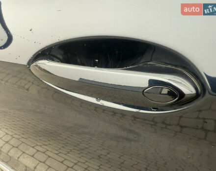 Черный БМВ iX3, объемом двигателя 0 л и пробегом 139 тыс. км за 35200 $, фото 10 на Automoto.ua