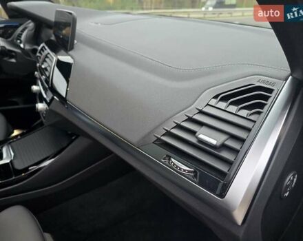 Черный БМВ iX3, объемом двигателя 0 л и пробегом 79 тыс. км за 34999 $, фото 93 на Automoto.ua