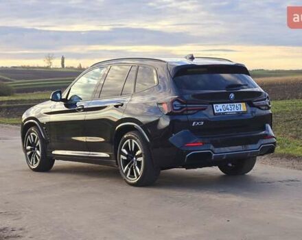 Черный БМВ iX3, объемом двигателя 0 л и пробегом 50 тыс. км за 41850 $, фото 5 на Automoto.ua