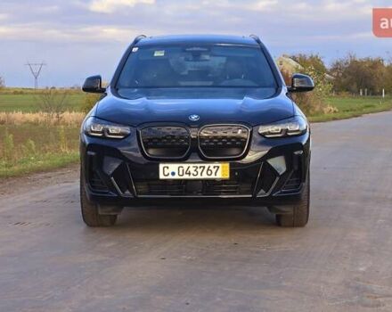 Черный БМВ iX3, объемом двигателя 0 л и пробегом 50 тыс. км за 41850 $, фото 11 на Automoto.ua