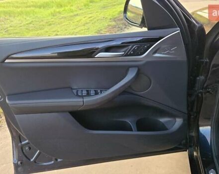 Черный БМВ iX3, объемом двигателя 0 л и пробегом 50 тыс. км за 41850 $, фото 26 на Automoto.ua