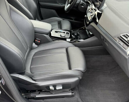 Черный БМВ iX3, объемом двигателя 0 л и пробегом 54 тыс. км за 39500 $, фото 9 на Automoto.ua