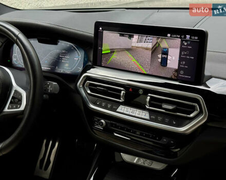 Черный БМВ iX3, объемом двигателя 0 л и пробегом 28 тыс. км за 45000 $, фото 31 на Automoto.ua