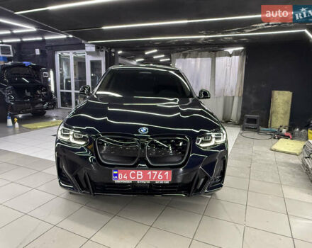 Черный БМВ iX3, объемом двигателя 0 л и пробегом 9 тыс. км за 42000 $, фото 2 на Automoto.ua